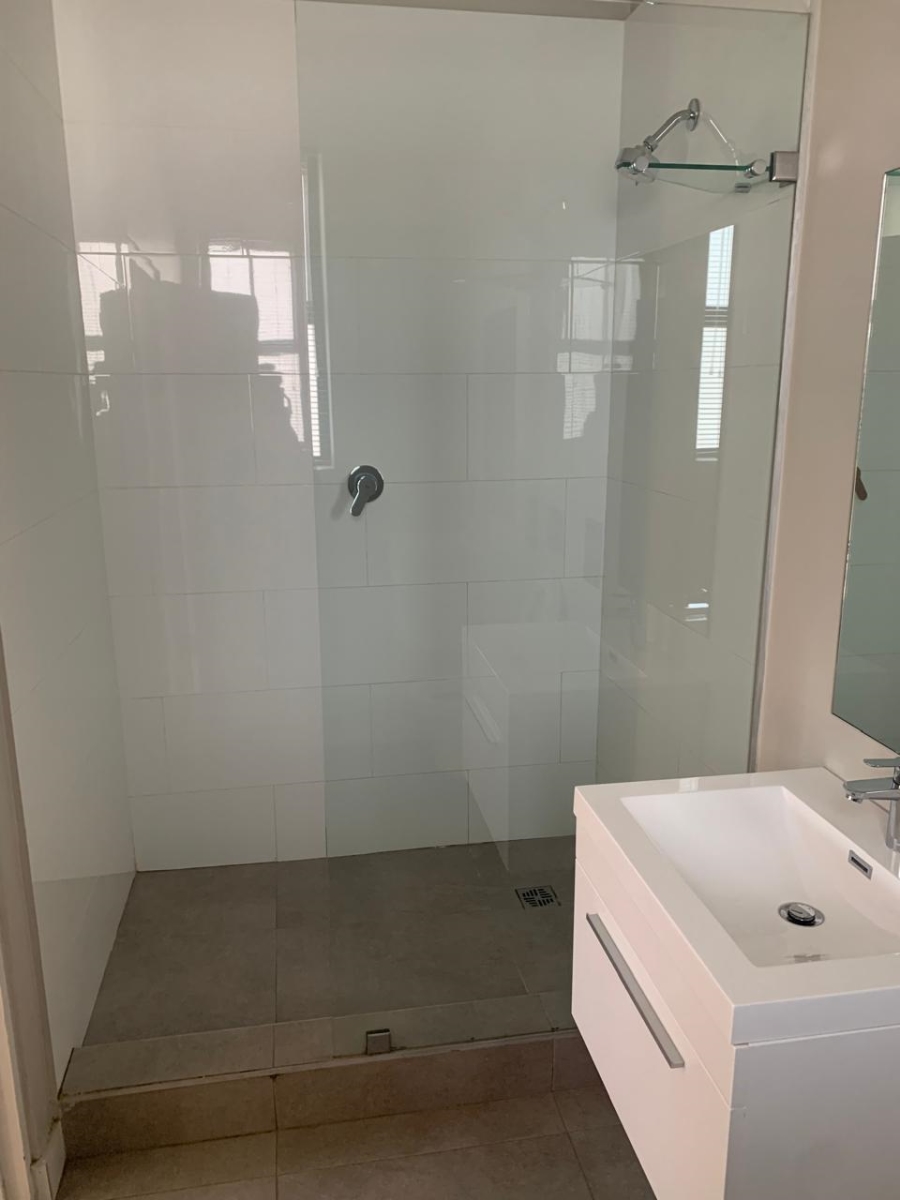 To Let 1 Bedroom Property for Rent in Paardevlei Western Cape
